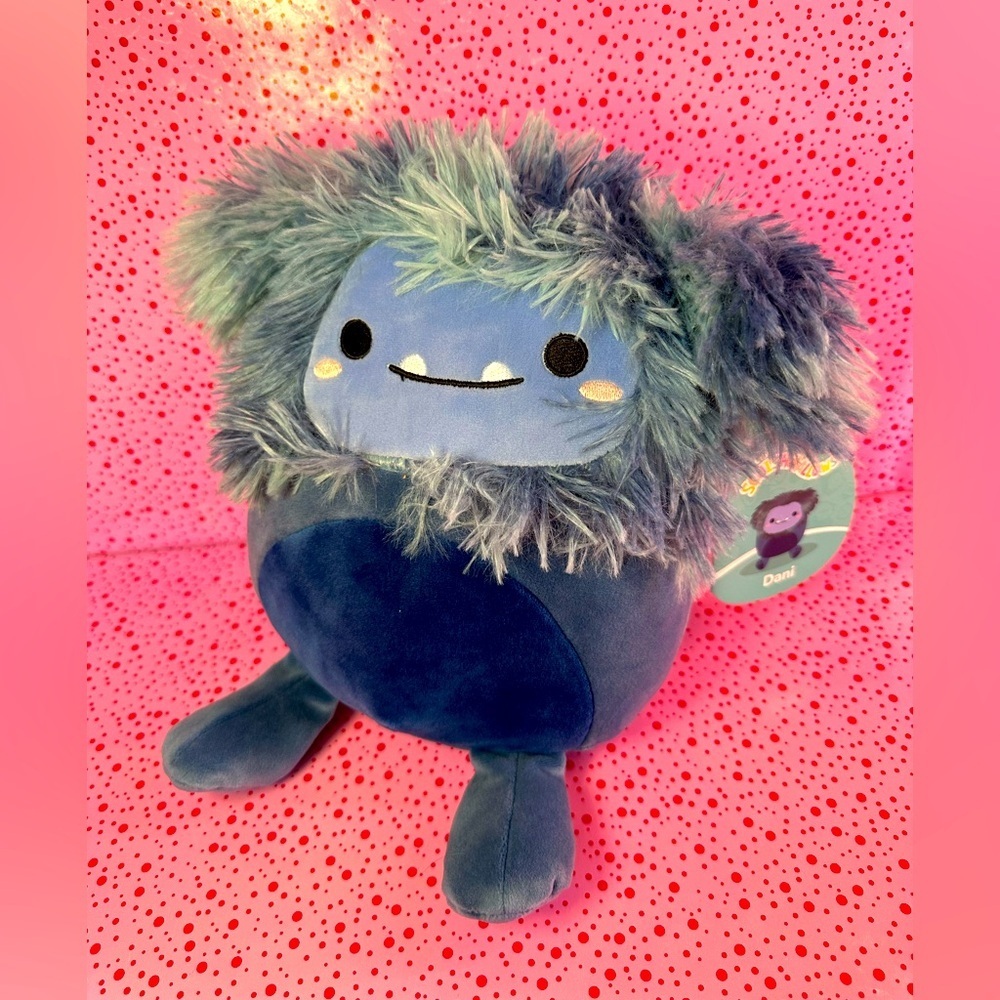 Squishmallows 8 inch Dani the Navy Blue Bigfoot NWT